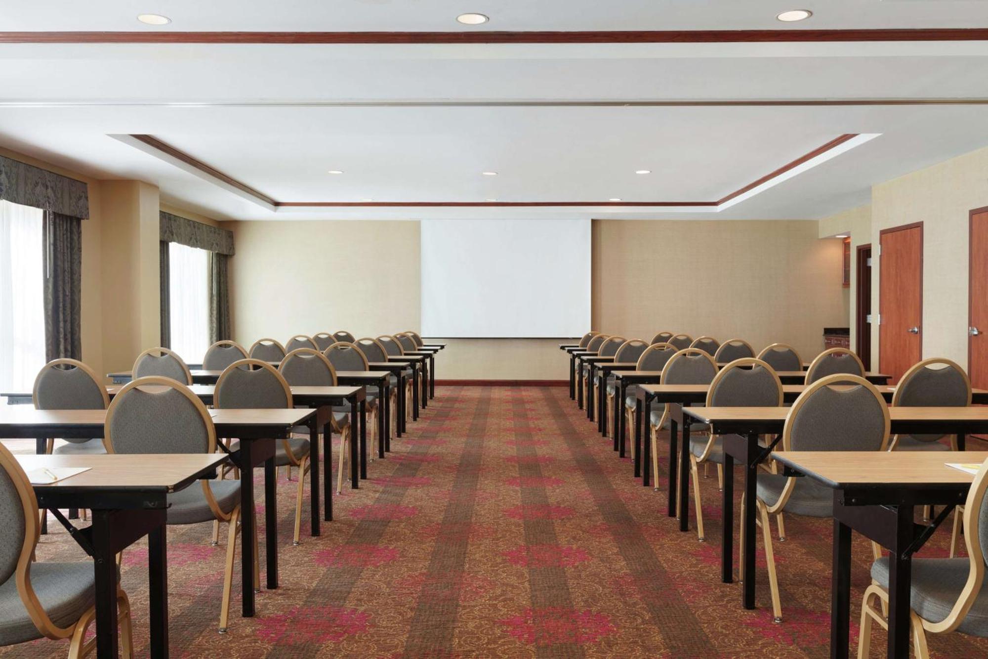 Hilton Garden Inn Houston/Удландс Екстериор снимка