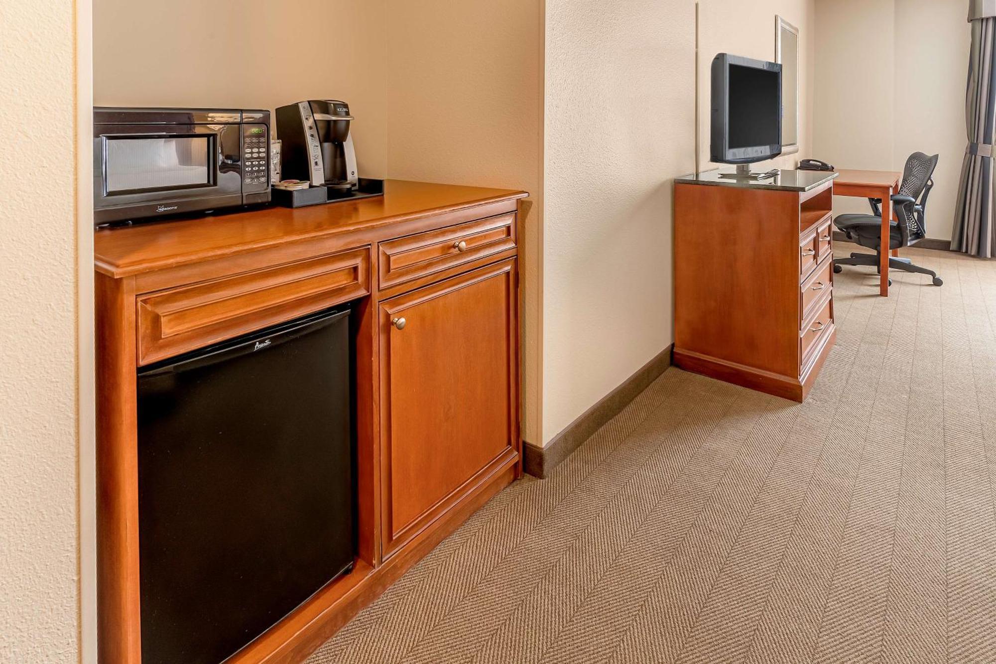 Hilton Garden Inn Houston/Удландс Екстериор снимка